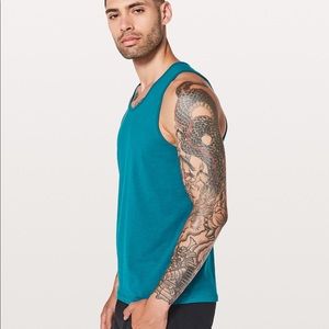 🚨Lululemon men’s tank NEW with Tags 🚨🏷